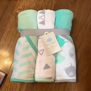 Infant Hooded Towels